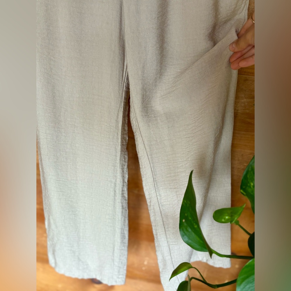 Neutral Flowy Pant - Picture 2 of 4